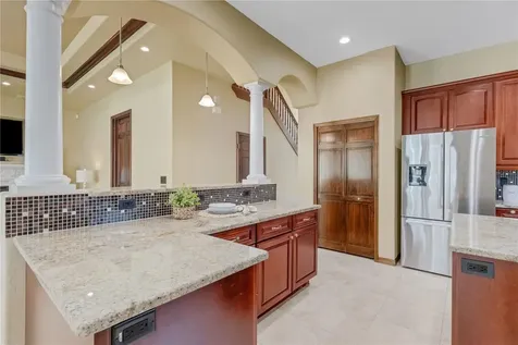 3021 59th Avenue S St Petersburg FL 33712