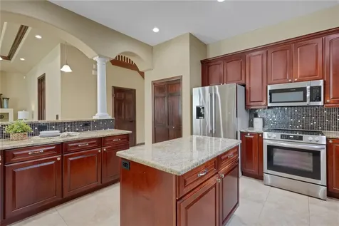 3021 59th Avenue S St Petersburg FL 33712