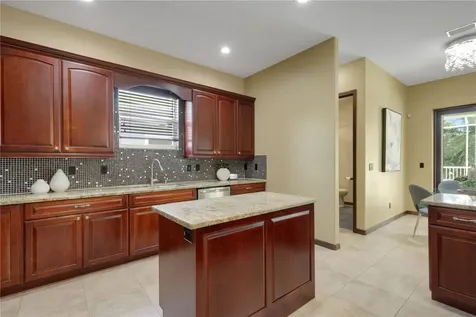 3021 59th Avenue S St Petersburg FL 33712