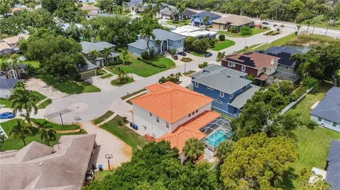 3021 59th Avenue S St Petersburg FL 33712