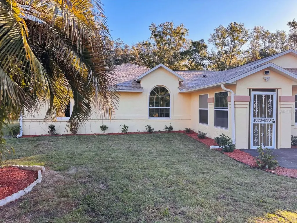 12989 NW Highway 225 Reddick FL 32686