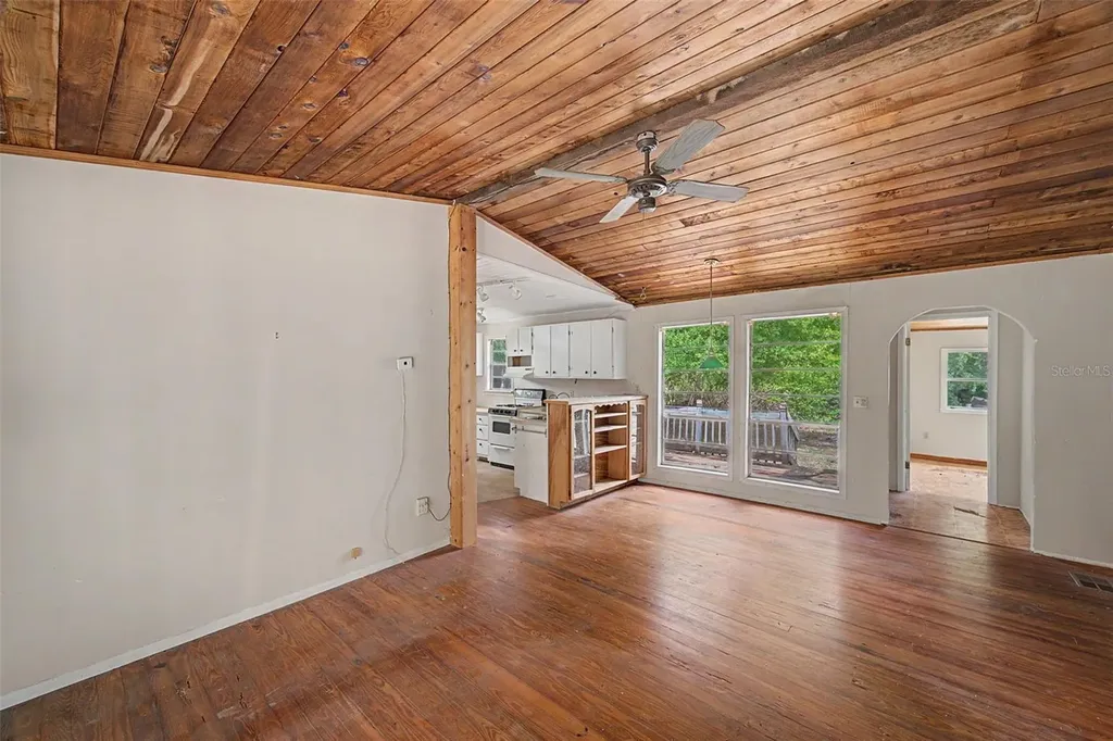 232 Cutrone Road Winter Haven FL 33880
