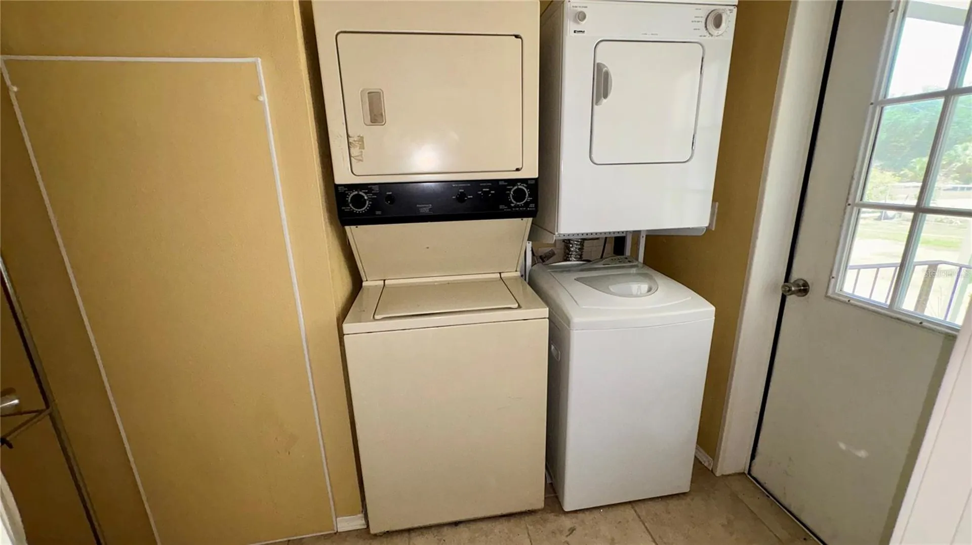 19112 Iverson Road Lutz FL 33559