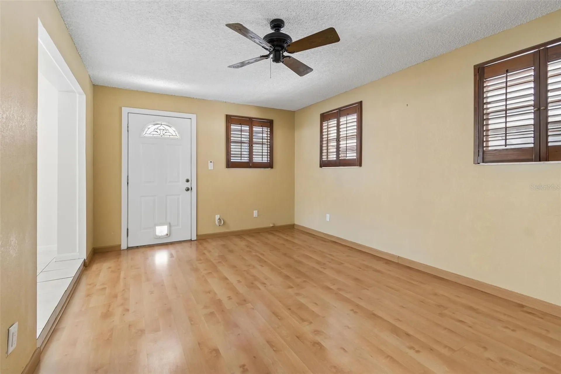 8806 Oak Circle Tampa FL 33615