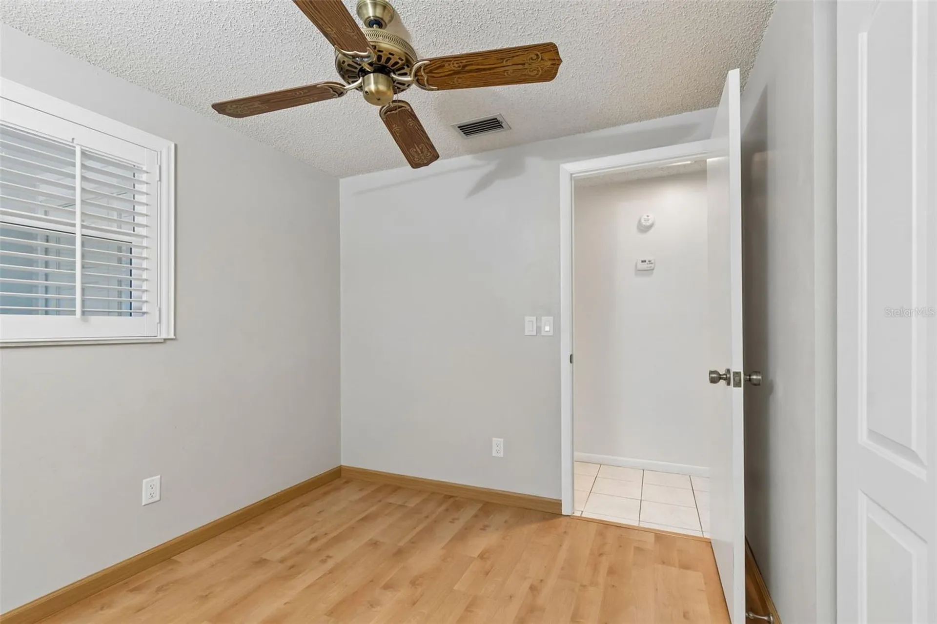 8806 Oak Circle Tampa FL 33615