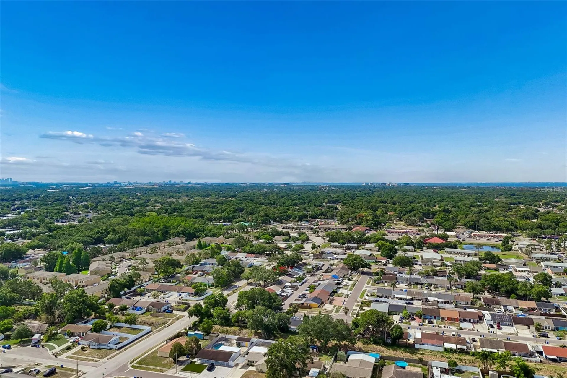 8806 Oak Circle Tampa FL 33615