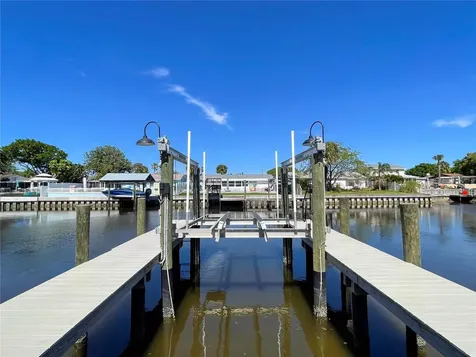 5730 Imperial Key Tampa FL 33615