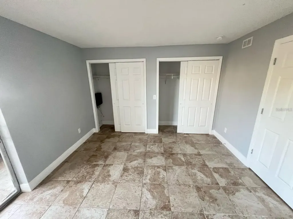 9205 Tudor Drive Tampa FL 33615