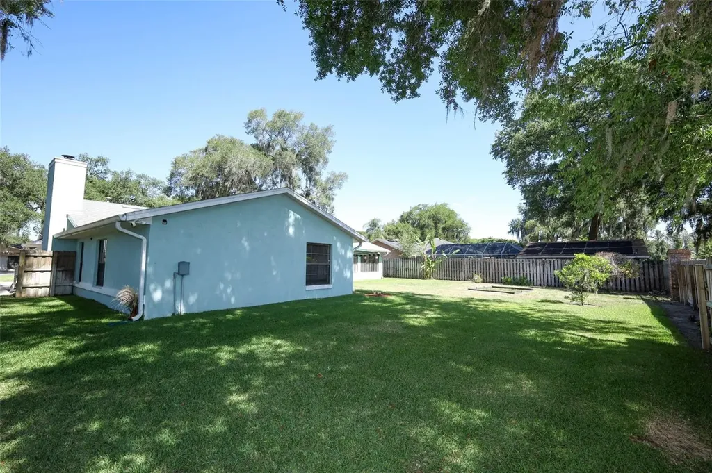 610 Yorktown Drive Leesburg FL 34748