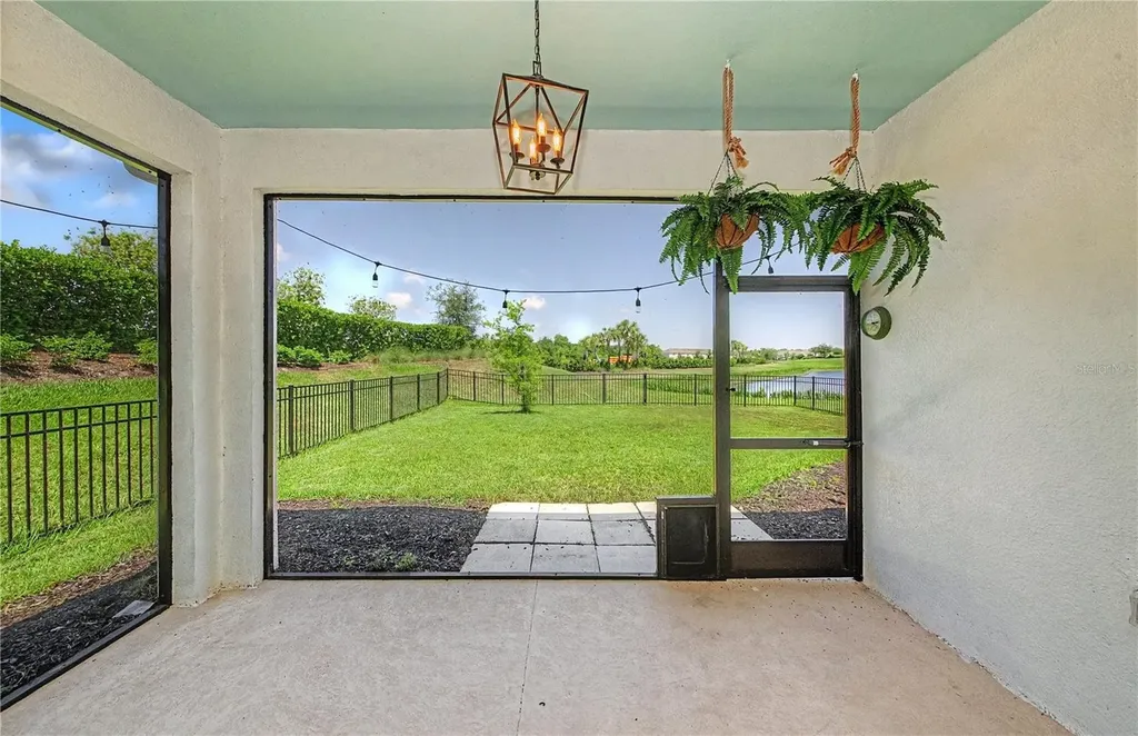 9000 Tequila Sunrise Drive Sarasota FL 34241