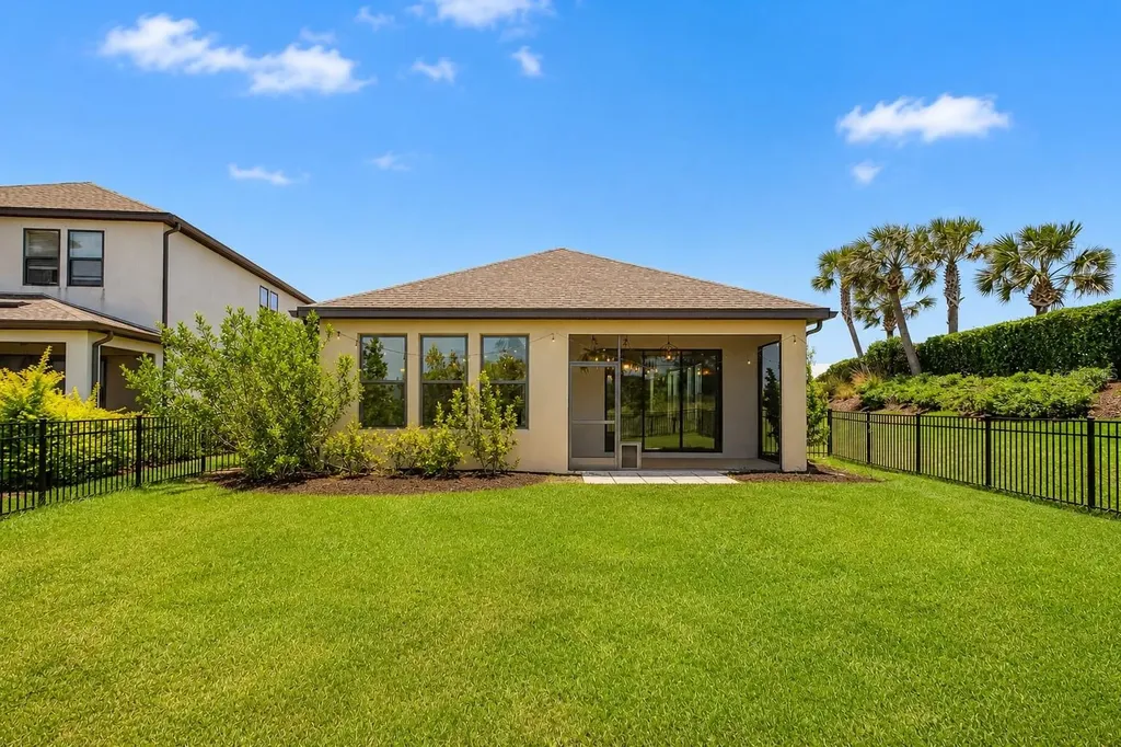 9000 Tequila Sunrise Drive Sarasota FL 34241