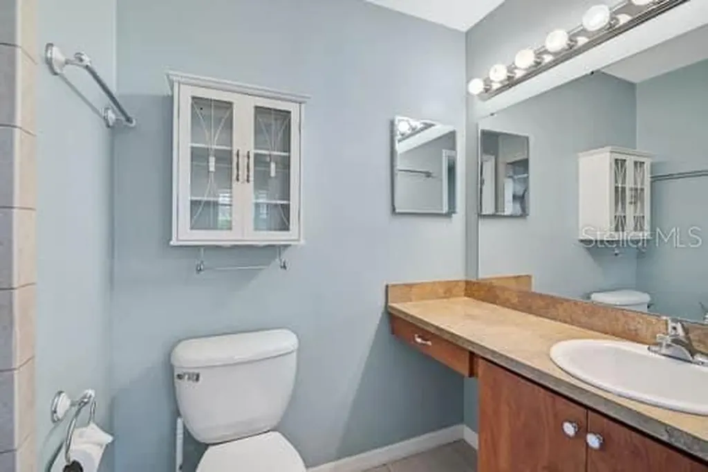 602 Park Circle Bradenton FL 34207