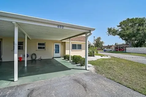 602 Park Circle Bradenton FL 34207