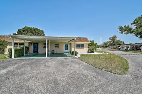602 Park Circle Bradenton FL 34207