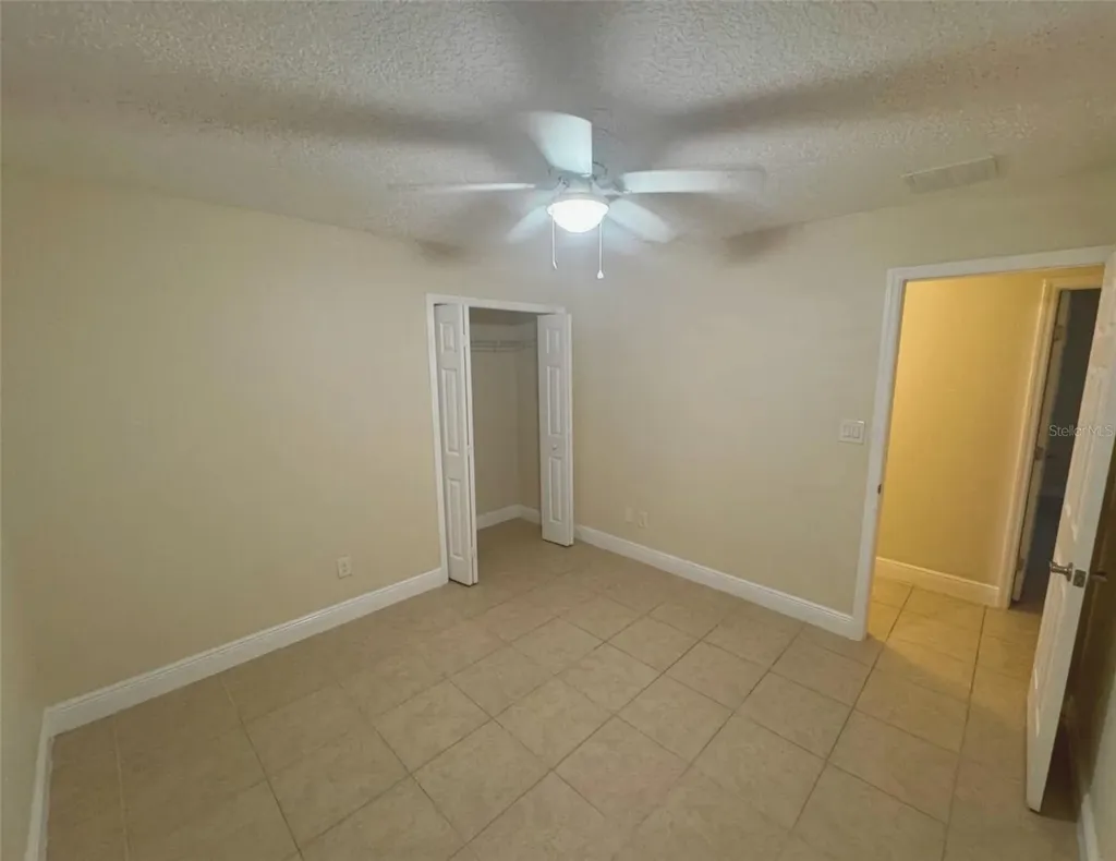 10618 Eastview Drive Orlando FL 32825