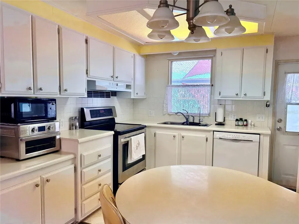 2787 Breezewood Drive North Fort Myers FL 33917