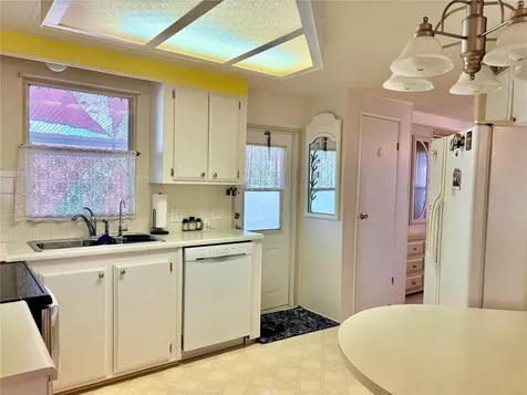 2787 Breezewood Drive North Fort Myers FL 33917