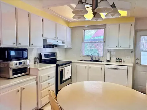 2787 Breezewood Drive North Fort Myers FL 33917