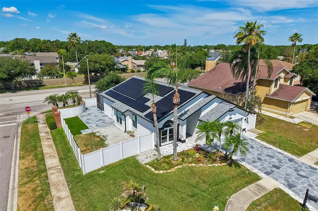 12002 W Pond Way Tampa FL 33635
