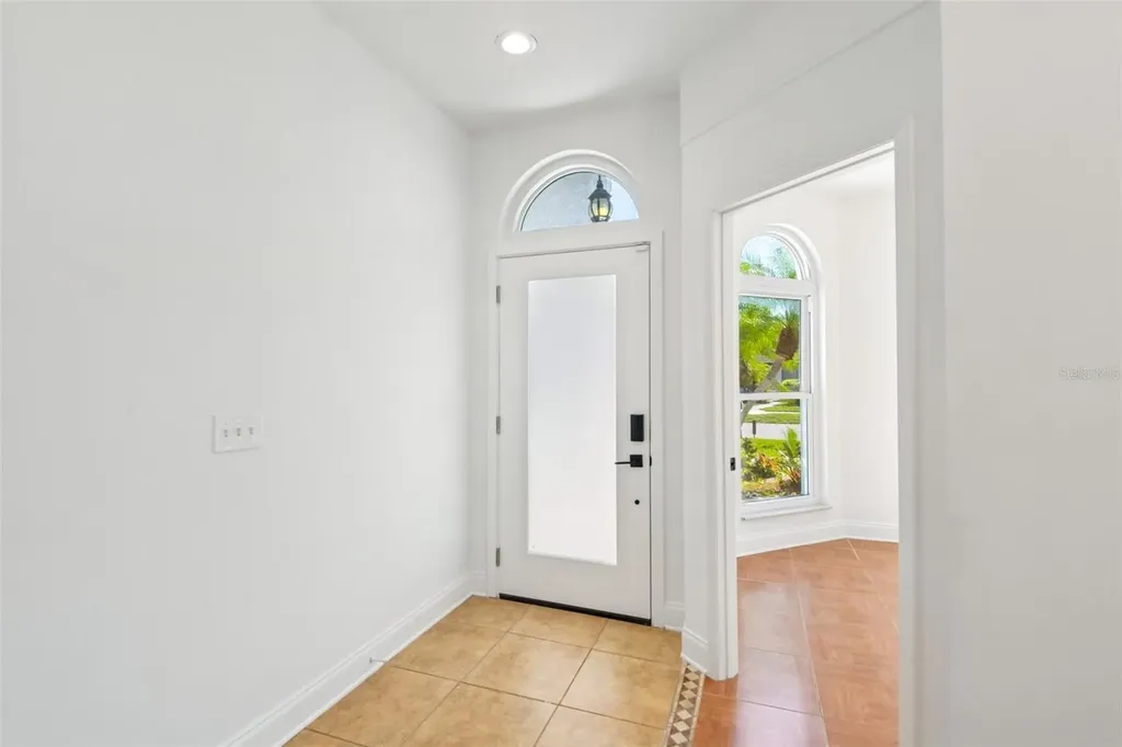 12002 W Pond Way Tampa FL 33635