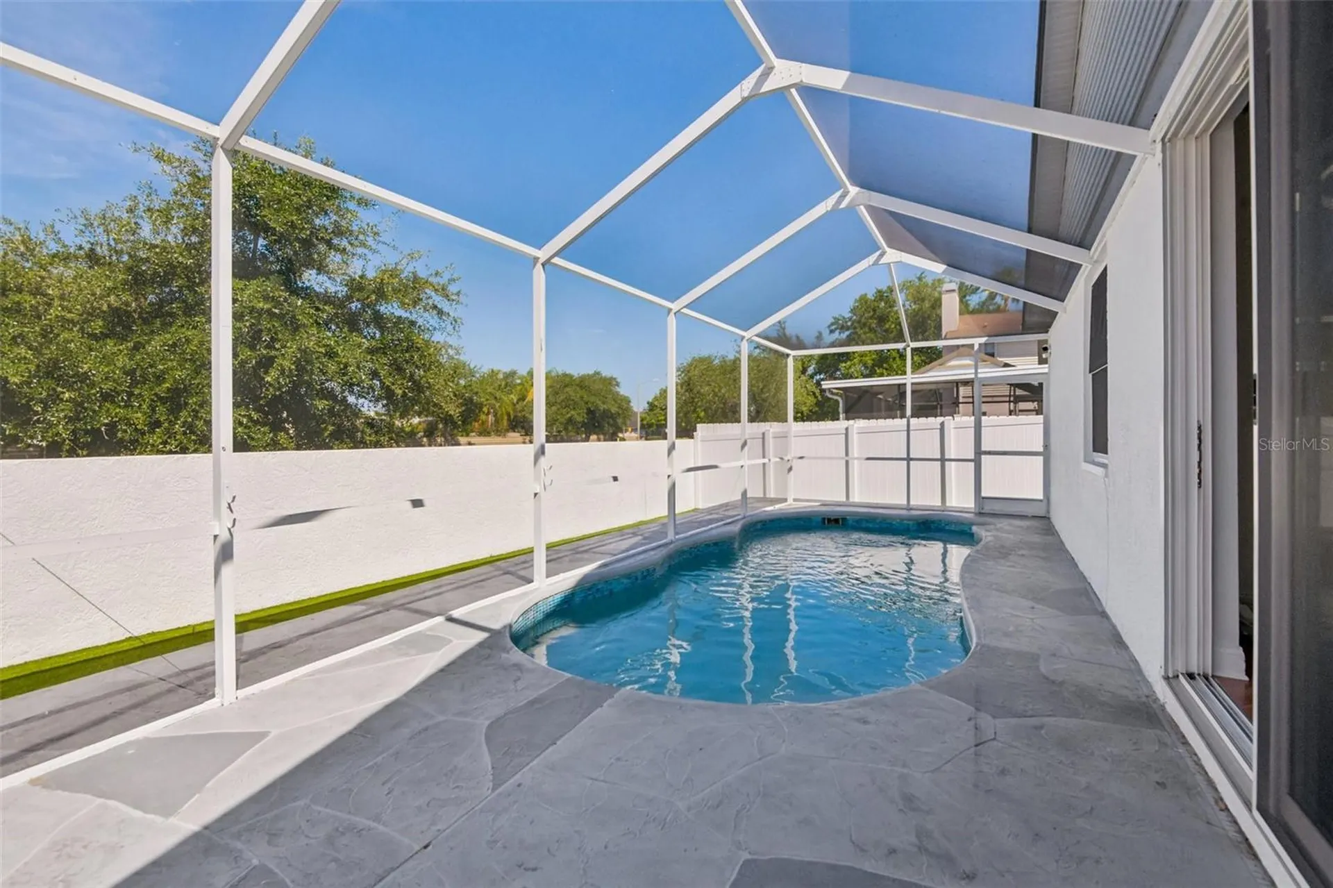 12002 W Pond Way Tampa FL 33635