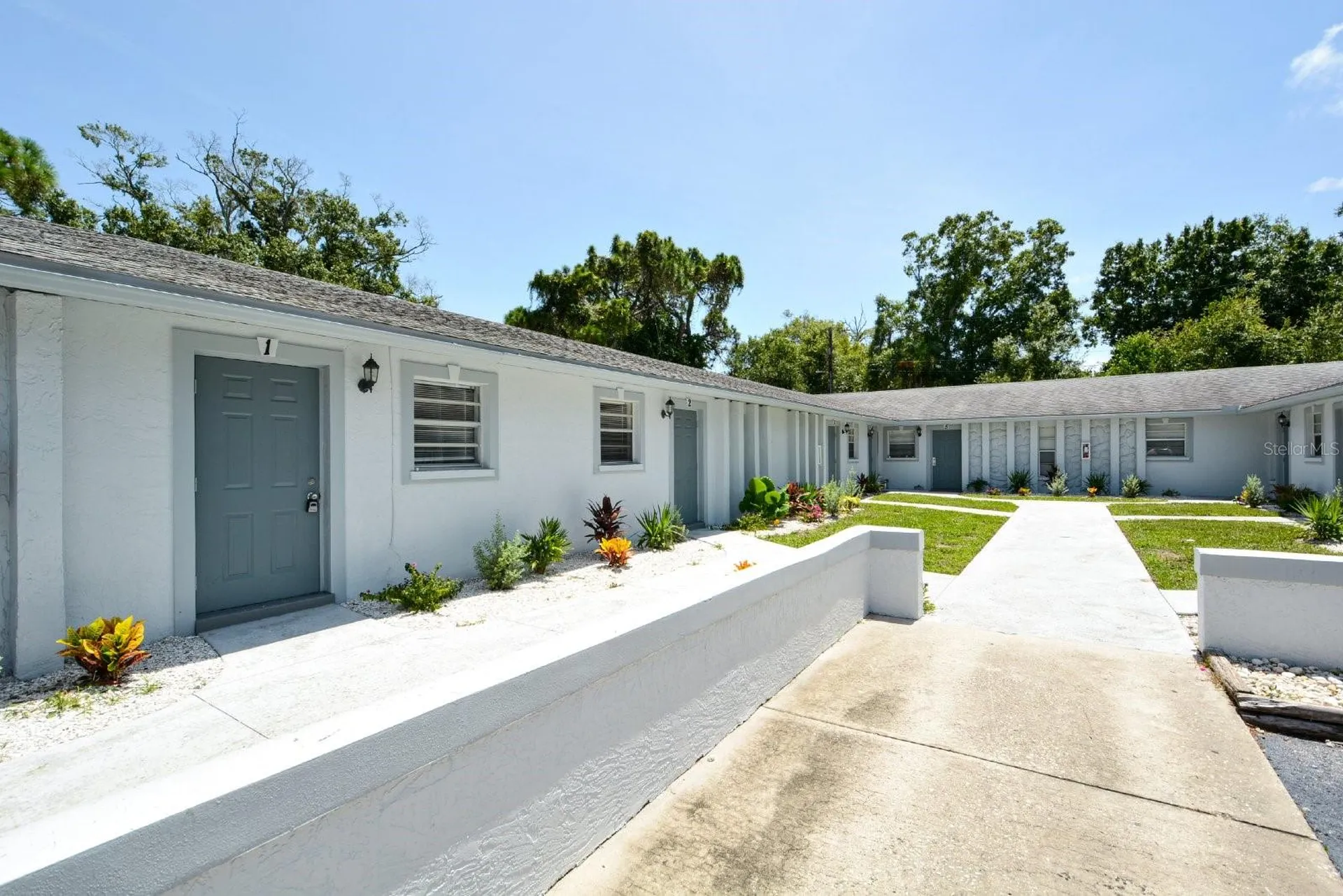2519 9th Avenue W Bradenton FL 34205