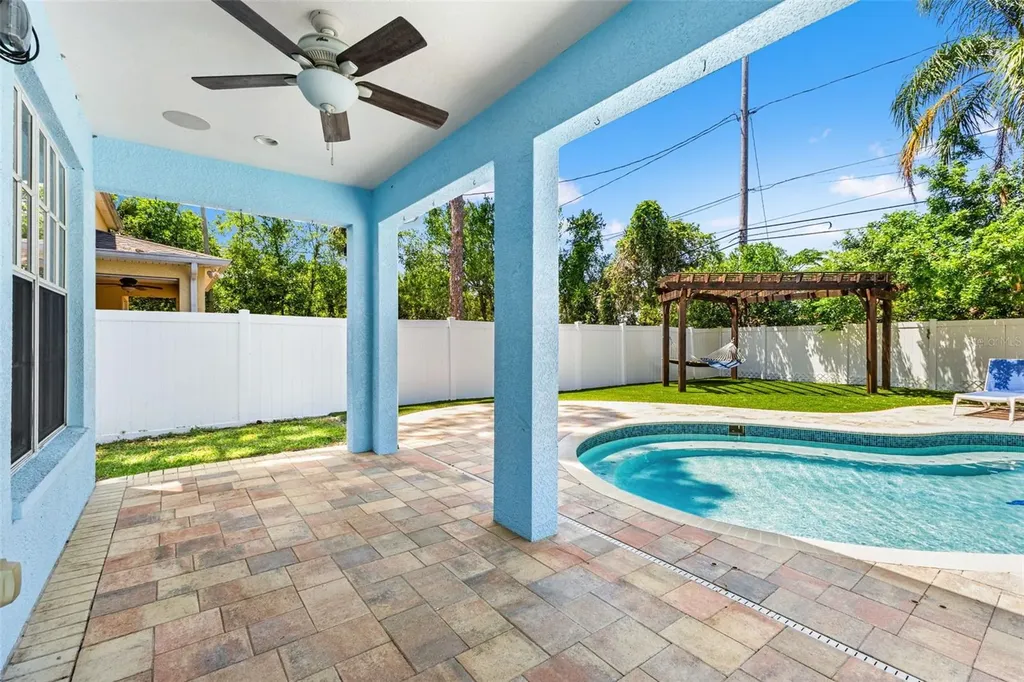 4113 W Knights Avenue Tampa FL 33611