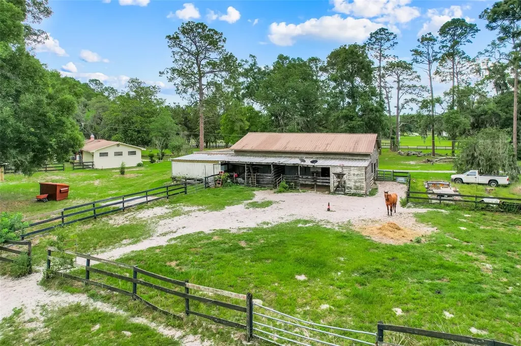 4801 SE Highway 42 Summerfield FL 34491