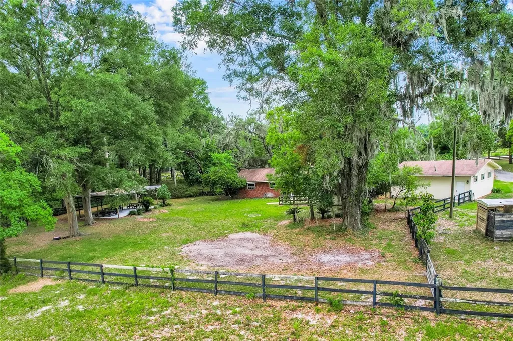 4801 SE Highway 42 Summerfield FL 34491