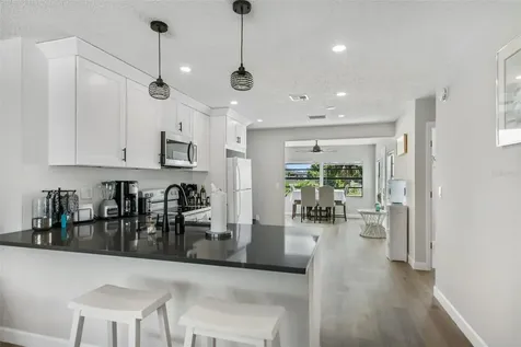 7113 Regina Drive Englewood FL 34224