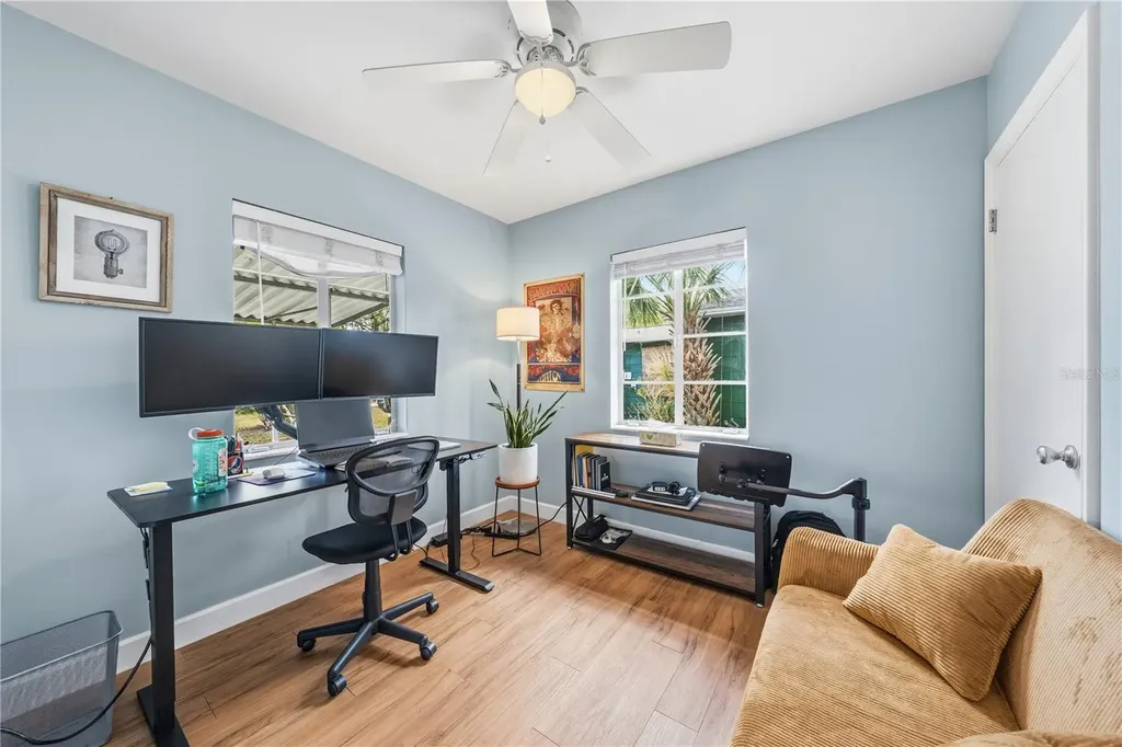 5136 4th Avenue N St Petersburg FL 33710