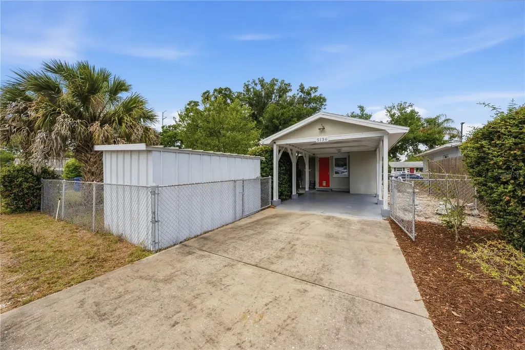 5136 4th Avenue N St Petersburg FL 33710