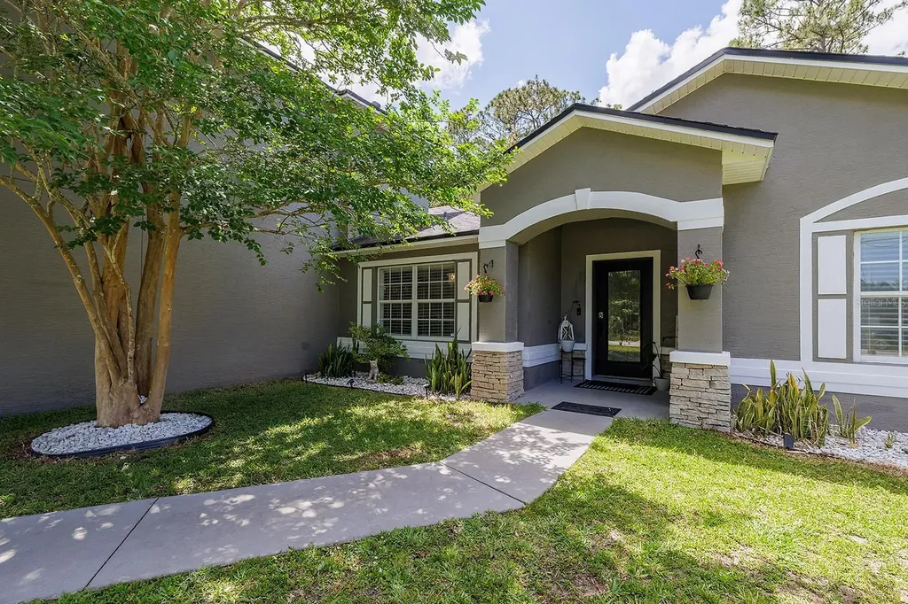 137 Ryberry Drive Palm Coast FL 32164
