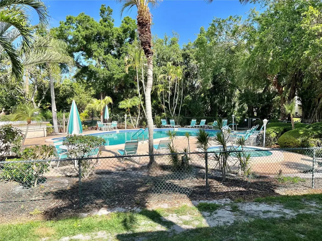 335 Springdale Drive Bradenton FL 34210
