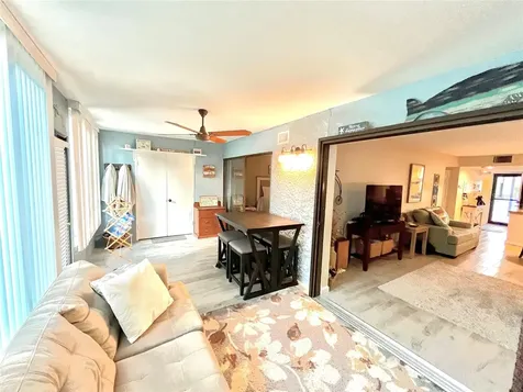 335 Springdale Drive Bradenton FL 34210