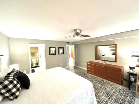335 Springdale Drive Bradenton FL 34210
