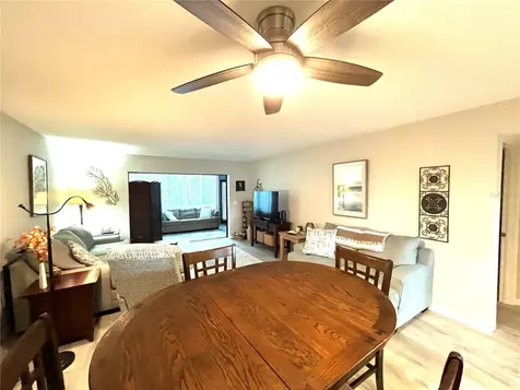335 Springdale Drive Bradenton FL 34210