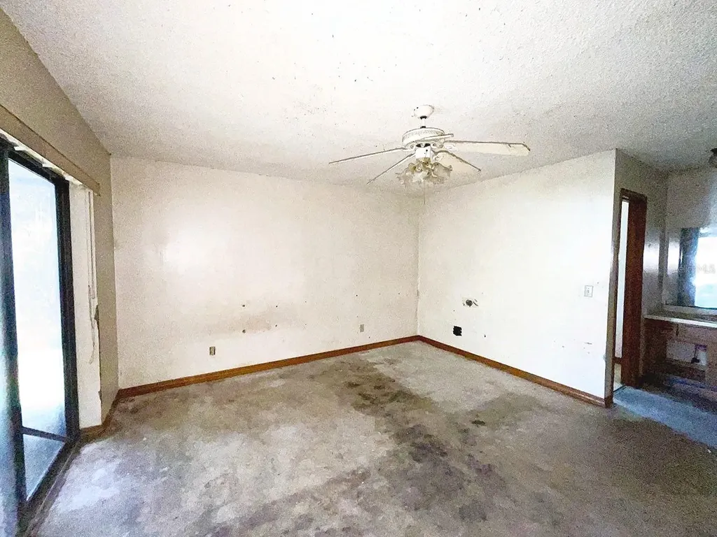 1627 Saxon Boulevard Deltona FL 32725