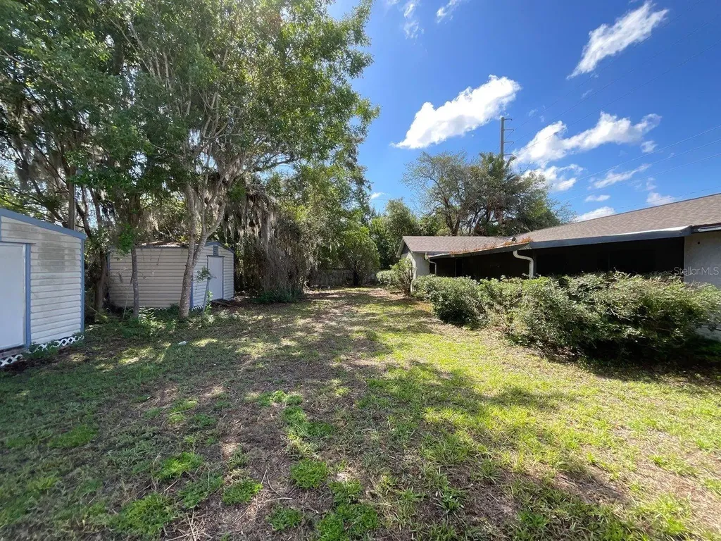 1627 Saxon Boulevard Deltona FL 32725