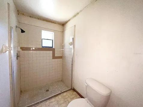 1627 Saxon Boulevard Deltona FL 32725