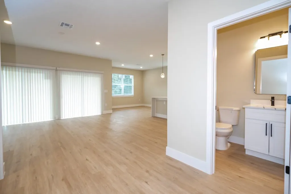 5305 2nd Street Orlando FL 32810