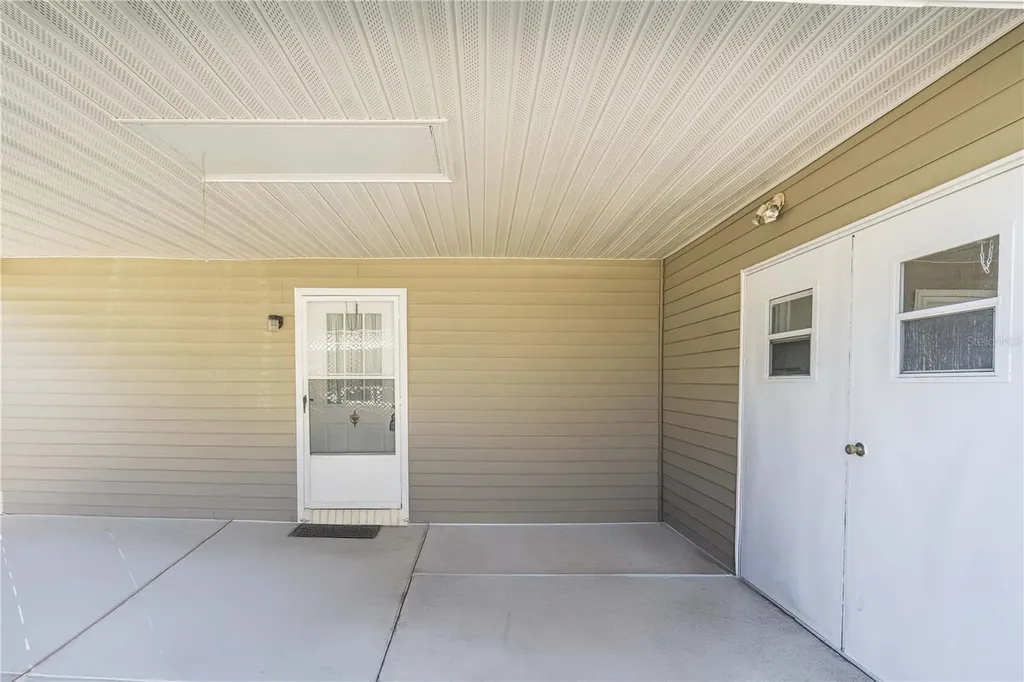 1114 Paradise Drive Lady Lake FL 32159