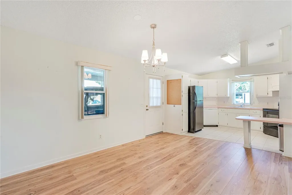 1114 Paradise Drive Lady Lake FL 32159