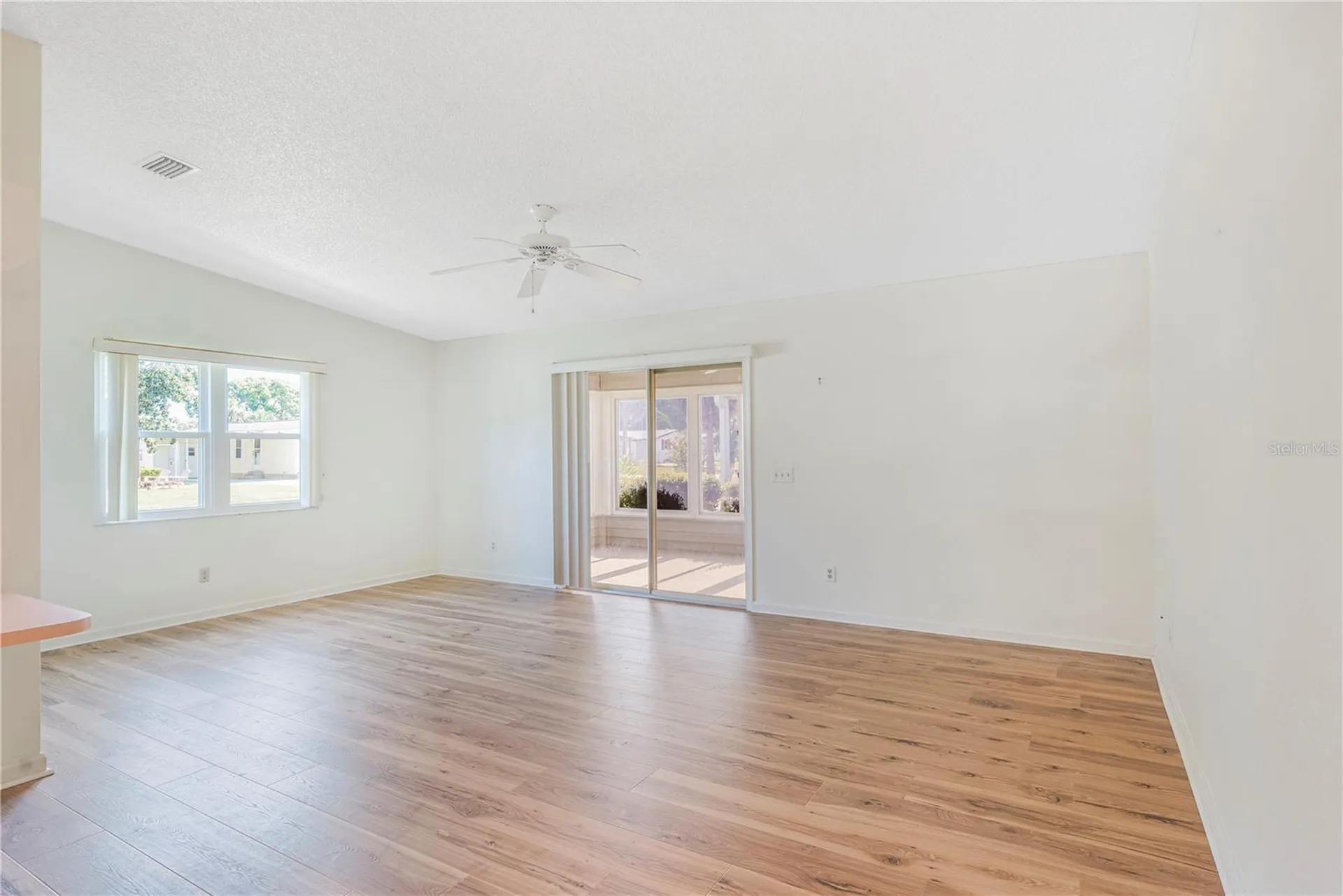 1114 Paradise Drive Lady Lake FL 32159
