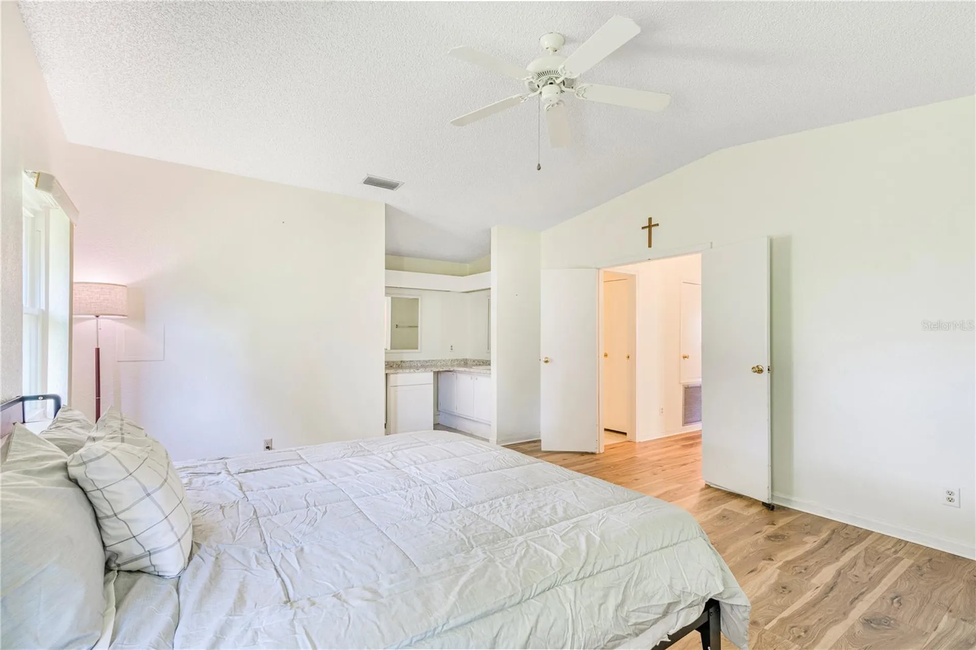 1114 Paradise Drive Lady Lake FL 32159