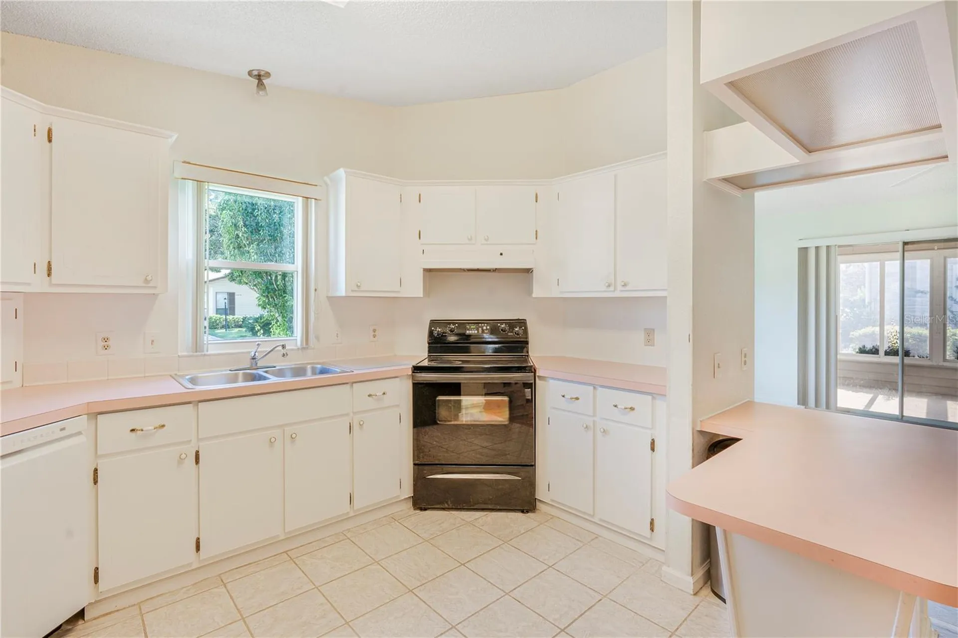 1114 Paradise Drive Lady Lake FL 32159