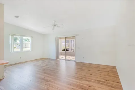 1114 Paradise Drive Lady Lake FL 32159
