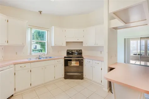 1114 Paradise Drive Lady Lake FL 32159