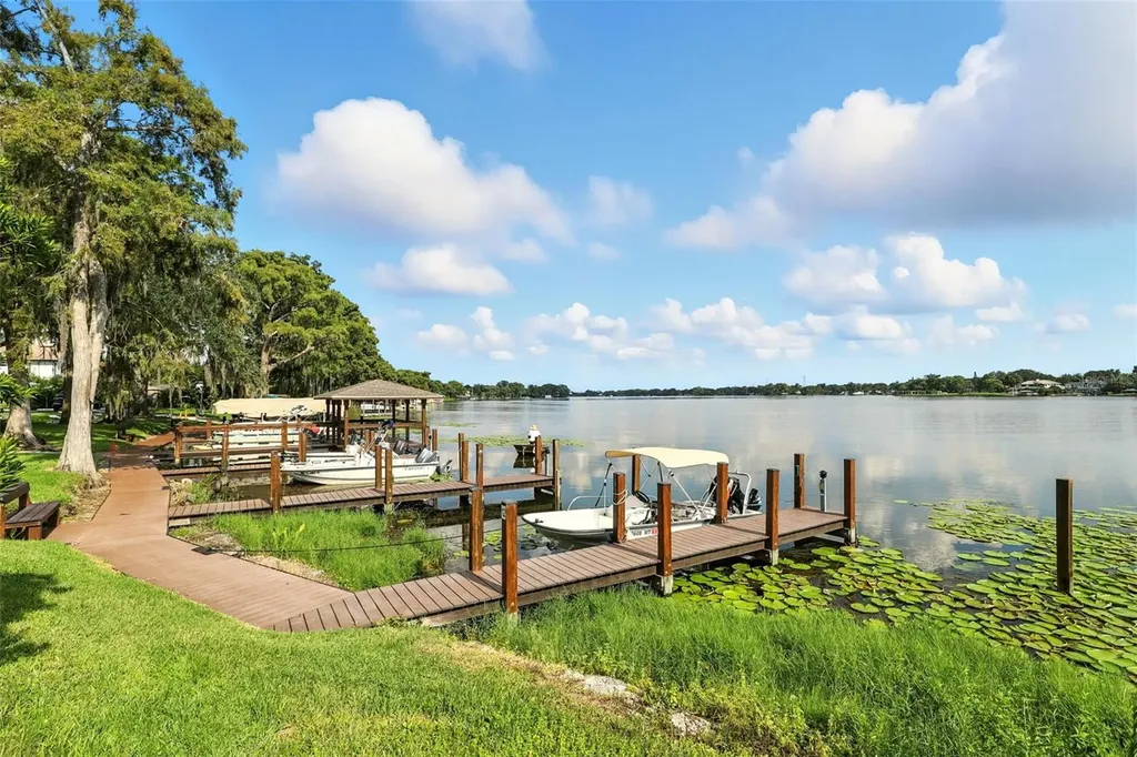 2500 Lee Road Winter Park FL 32789