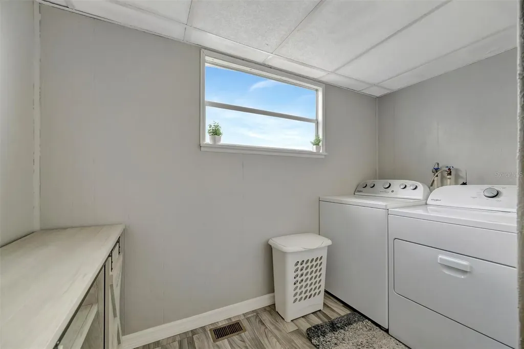 162 S Saint Thomas Circle Apollo Beach FL 33572